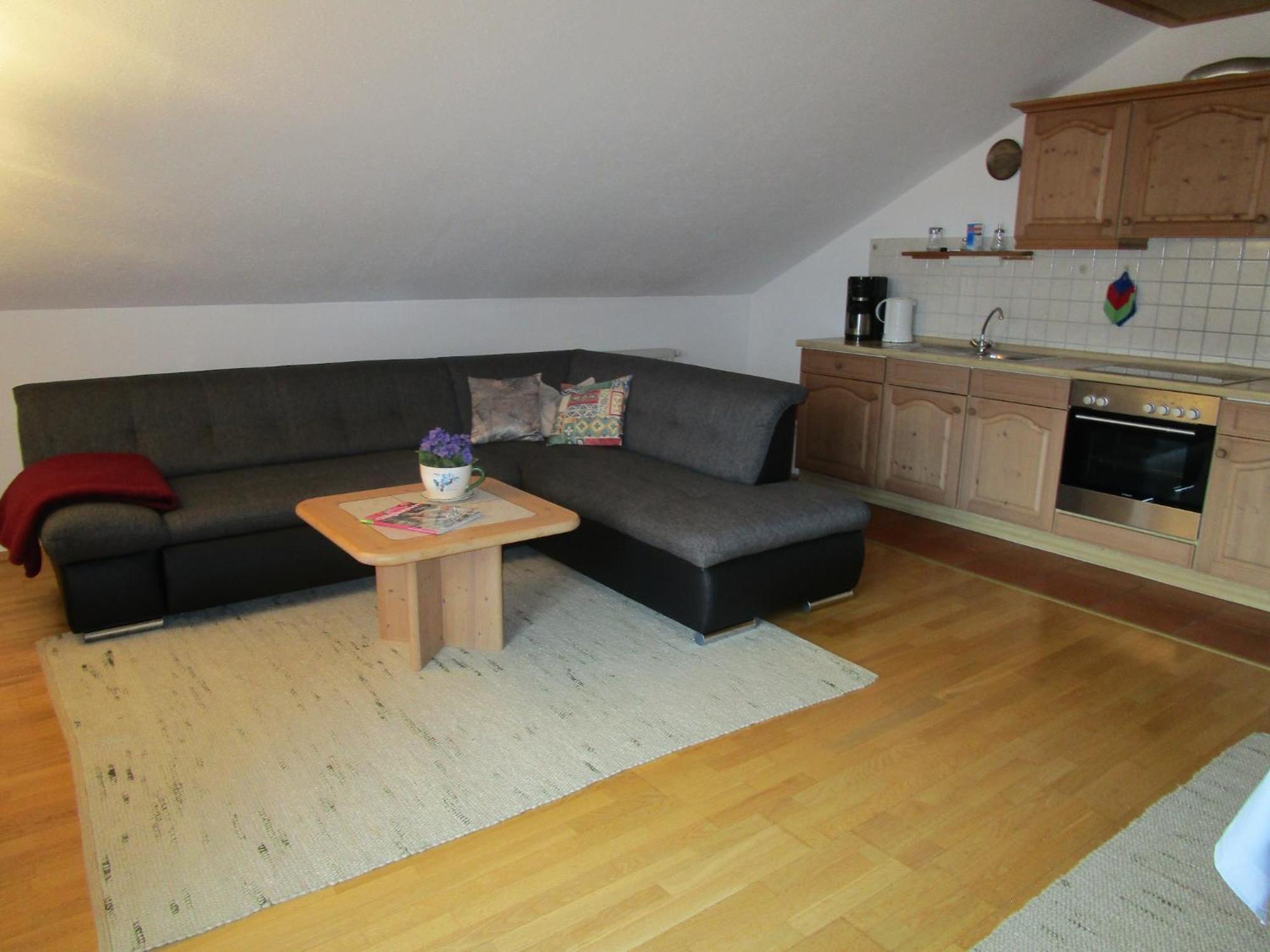 Apartment In The Allg U With View Of The Bavarian Alps Bernbeuren ภายนอก รูปภาพ